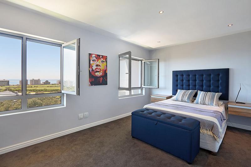 To Let 3 Bedroom Property for Rent in Green Point Western Cape